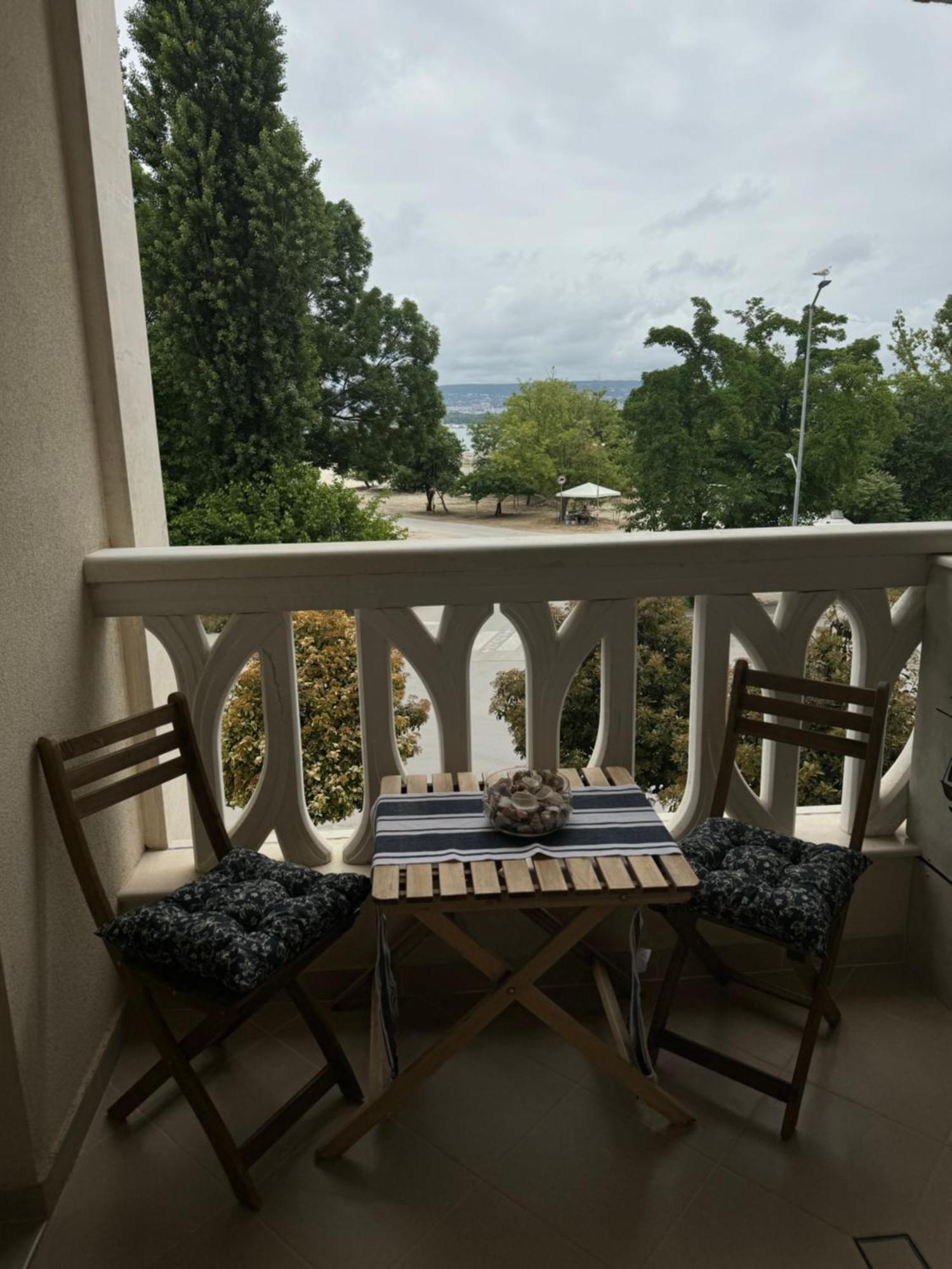 Elizi Summer House In Varna South Bay Beach Buitenkant foto