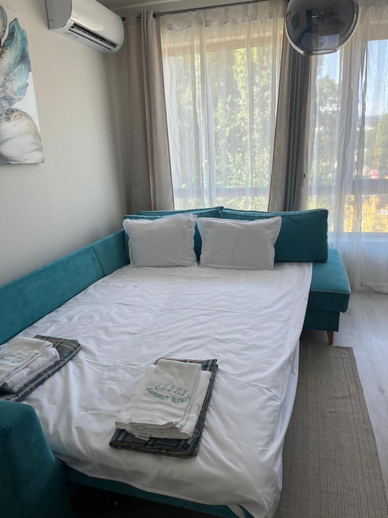 Elizi Summer House In Varna South Bay Beach Buitenkant foto